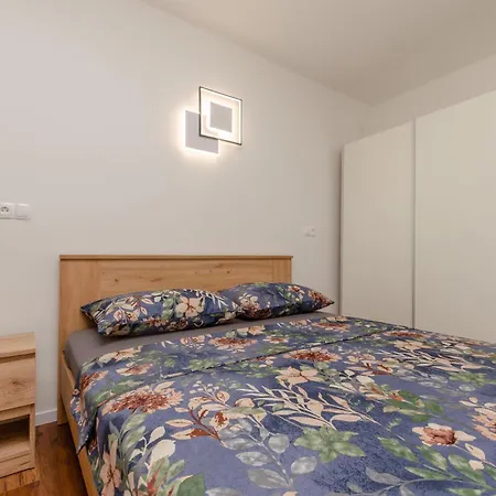 Lemon Apartman
