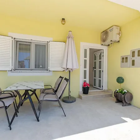 Lemon Vodice
