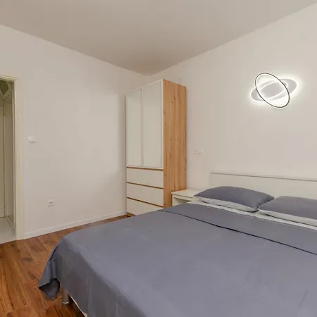 Apartment Lemon