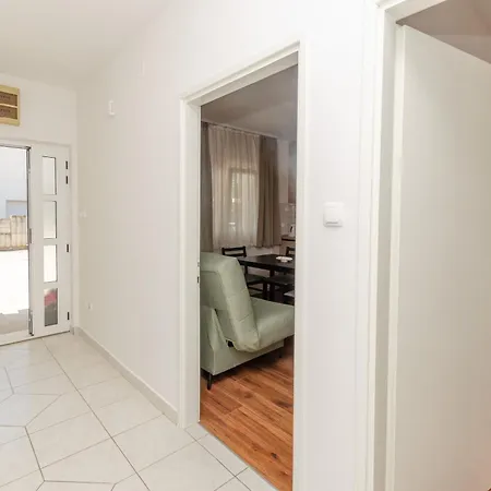 Apartment Lemon *
